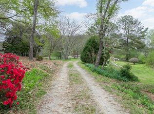 130 E Lake Cir, Canton, GA 30115