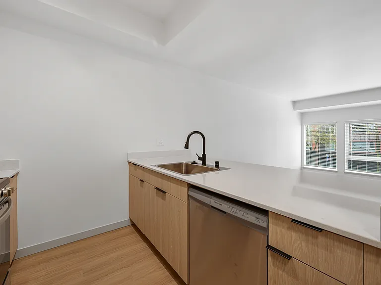 Wynd Apartments — Photo 31