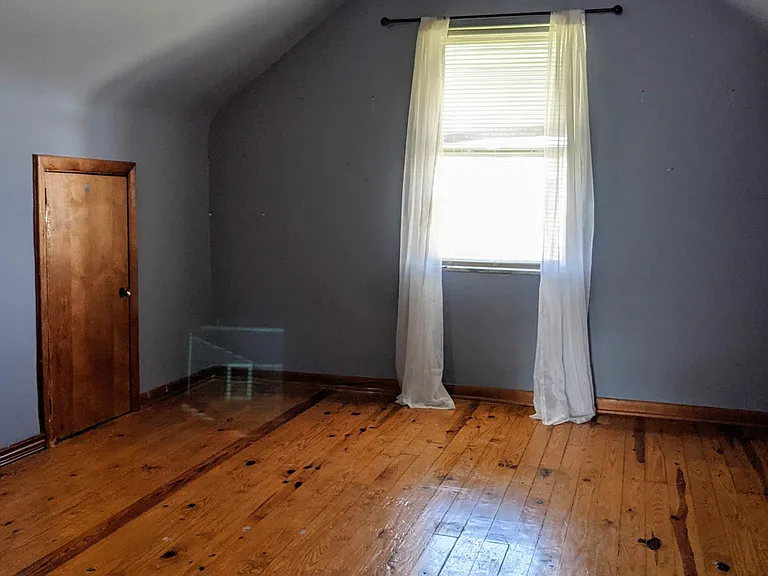 543 Woodbury Ave — Photo 18