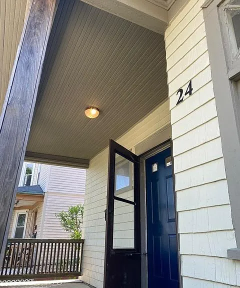 24 Huxley Ave — Photo 2