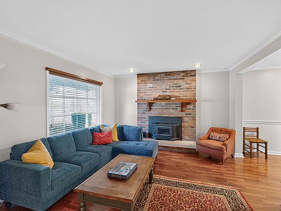 5th image of 115 Cherry Road Ct