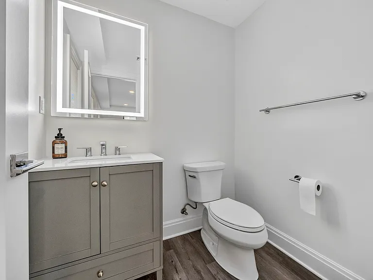 211B Slocum Way — Photo 33