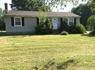 4 Ridge Path, Granby, MA 01033