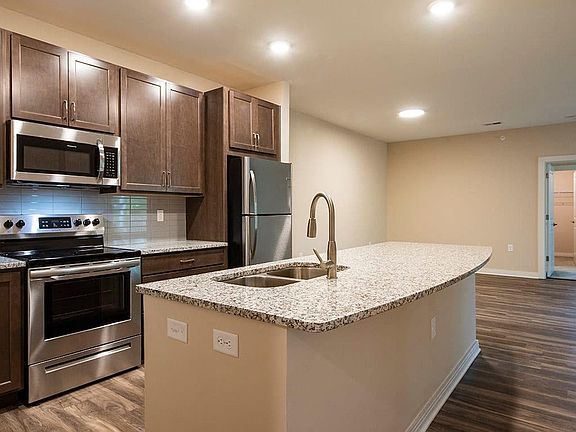 2nd image of 14250 Sapphire Park Ln #1900302