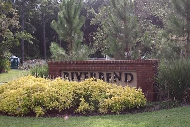 2nd image of 2945 Riverbend Walk