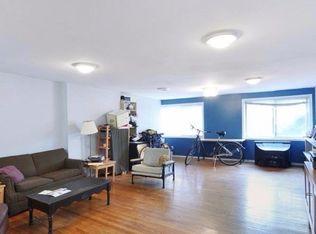 202 9th St APT 3, Brooklyn, NY 11215
