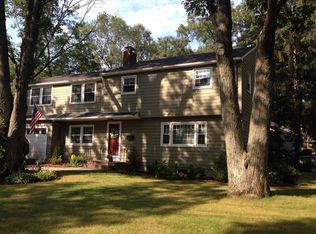 20 Hodge Rd, Arlington, MA 02474