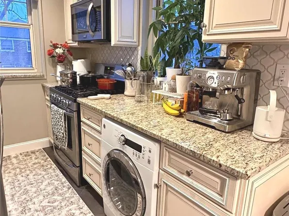 5811 251st Street #Upper, Little Neck, NY 11362