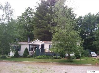 1 Oak Ln, Gloversville, NY 12078