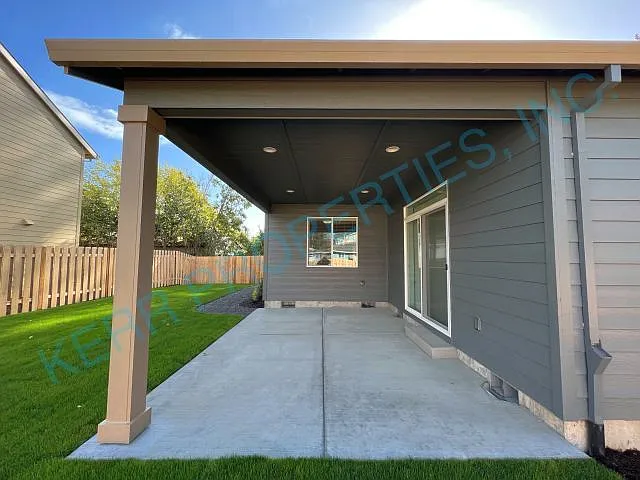 2087 SE Silver Springs Rd — Photo 18