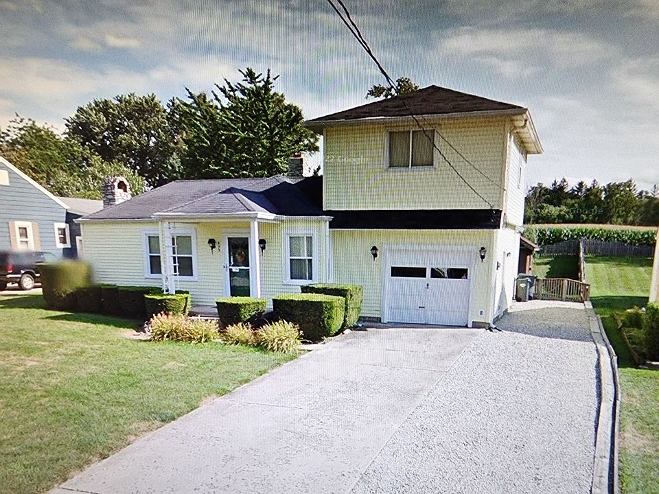 2nd image of 833 Lindberg Rd
