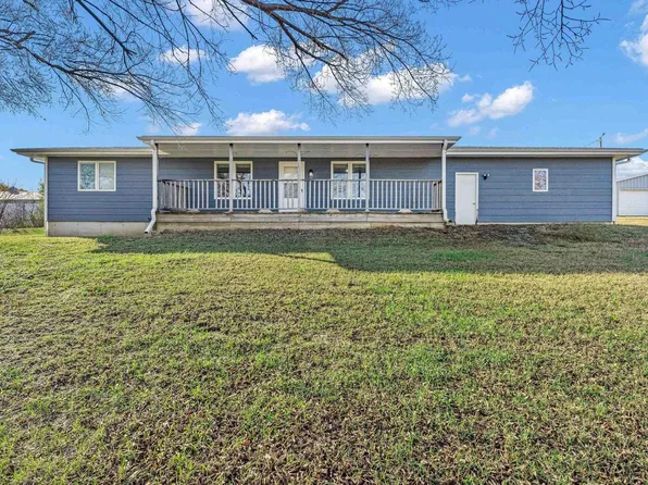 8937 NW 46th St, Silver Lake, KS 66539