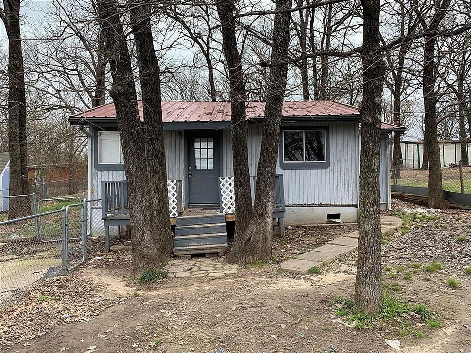 1st image of 312 West Ln