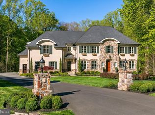 101 Chimney Ridge Pl, Sterling, VA 20165