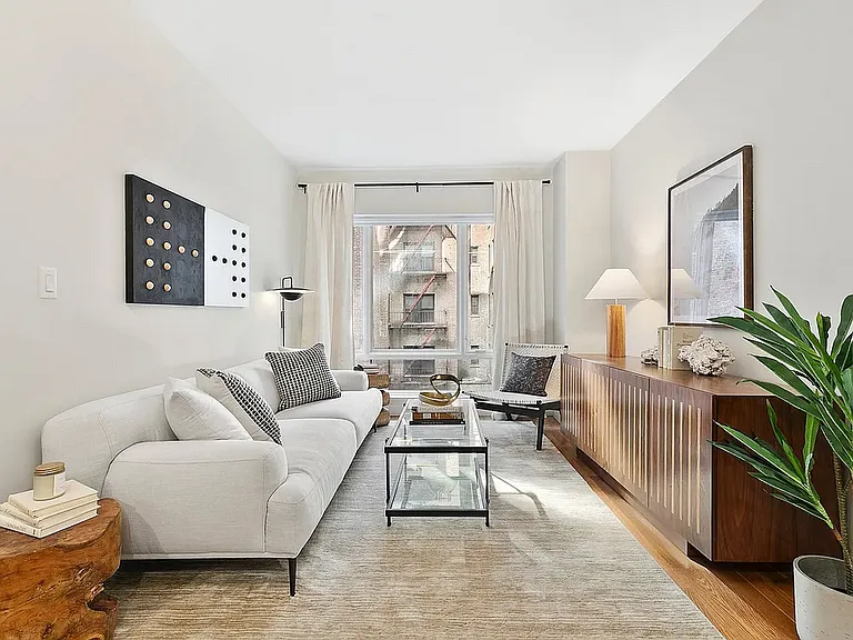 50 Clarkson Ave #807 — Photo 2