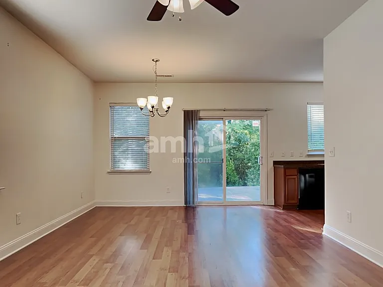 8878 Arbor Glen Dr — Photo 4
