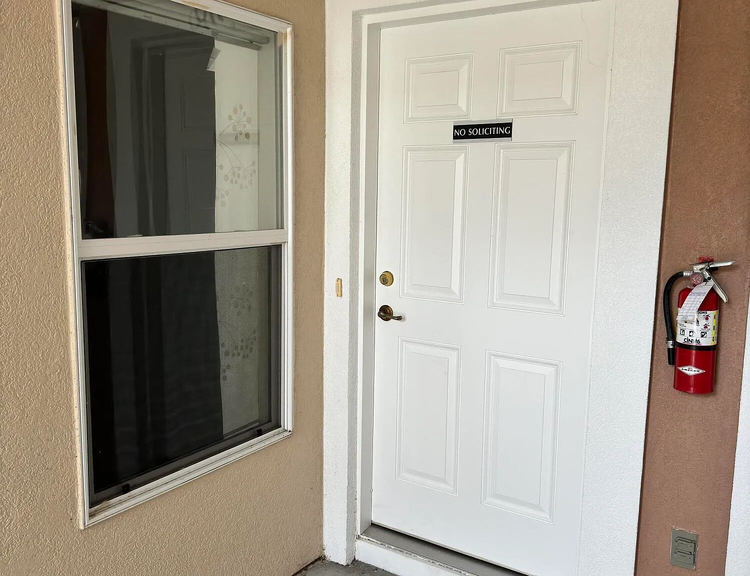 2 bed, 2.0 bath, 1230 sqft, $1,700 — Photo 3