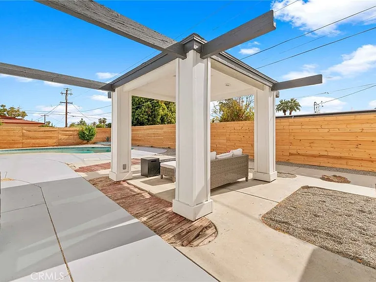 4351 E Calle De Carlos — Photo 4