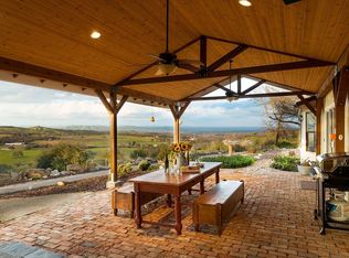 6135 Vista Serrano, Paso Robles, CA 93446