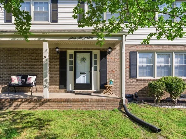 6216 Antioch St, Virginia Beach, VA 23464