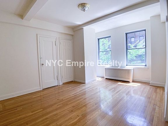 2nd image of 301 E 38th St APT 2B