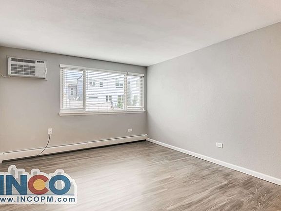 2nd image of 1555 Grove St APT 202