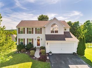 105 Ashland Ct, Mc Donald, PA 15057