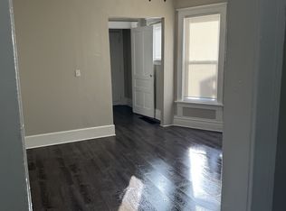 2428 W Mineral St, Milwaukee, WI 53204