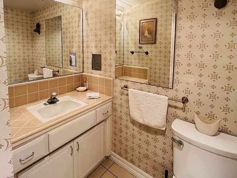 14345 Saratoga Ave #16 — Photo 25