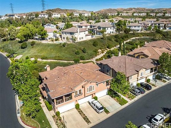 4th image of 28007 Dickason Dr