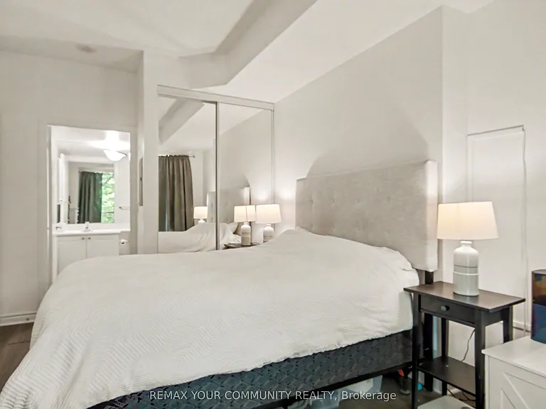 231 Fort York Blvd #219 — Photo 19