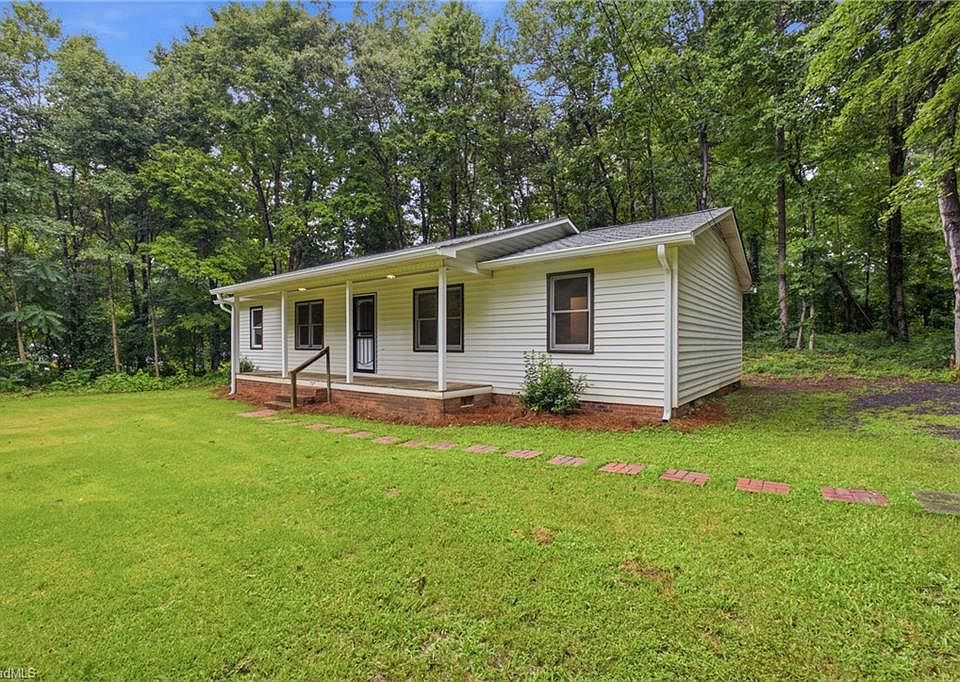 1st image of 723 Branson Mill Rd