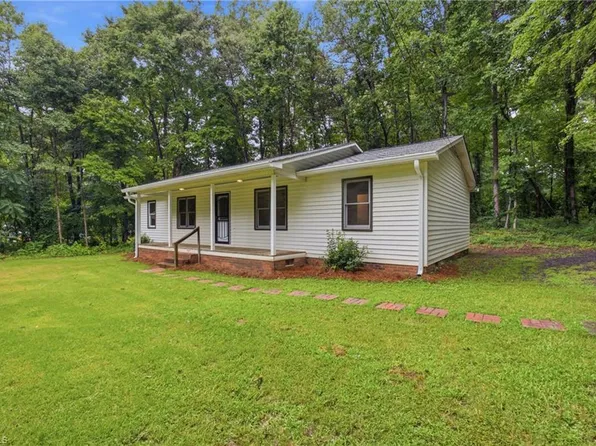 723 Branson Mill Rd, Randleman, NC 27317