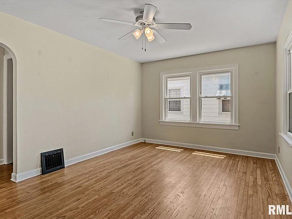 2nd image of 2924 S 3rd St