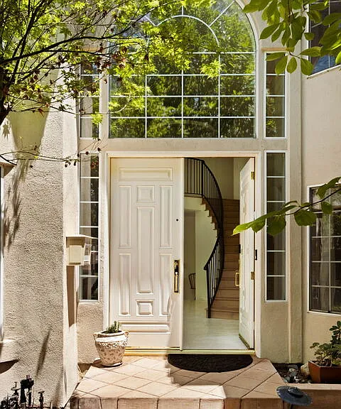 5150 Bellaire Ave — Photo 2