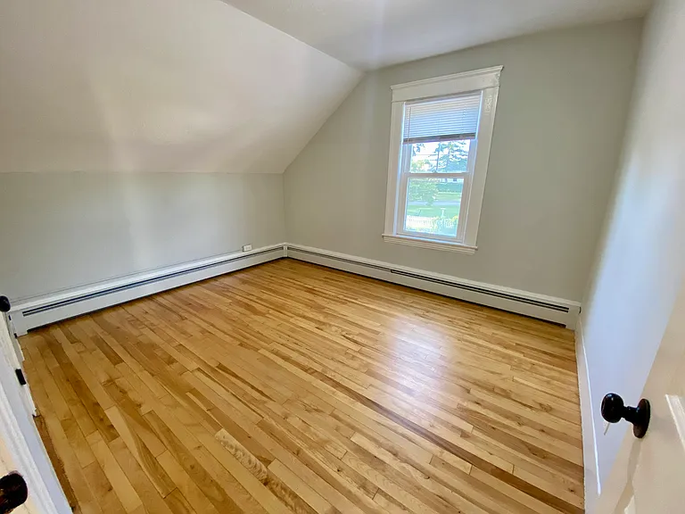 28 Villa Rd #2 — Photo 8