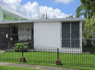 Urb Bonneville Heights Calle 2 Blq #C9, Caguas, PR 00726
