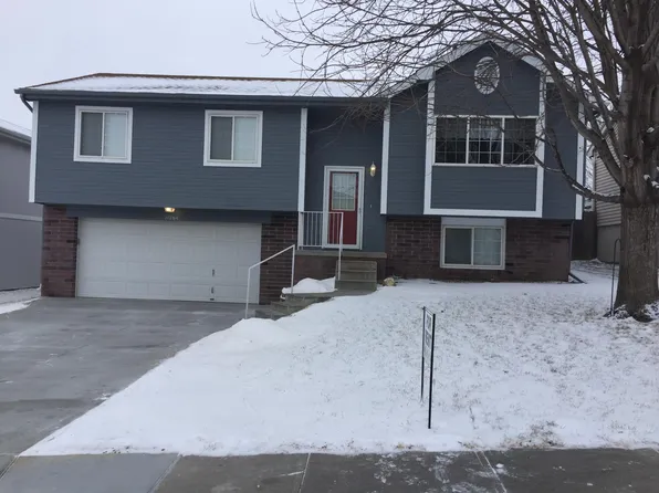 11264 Newport Ave, Omaha, NE 68164