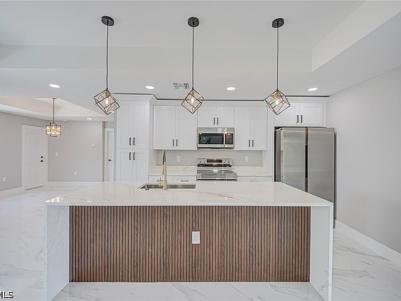 3rd image of 510 Westdale Ave