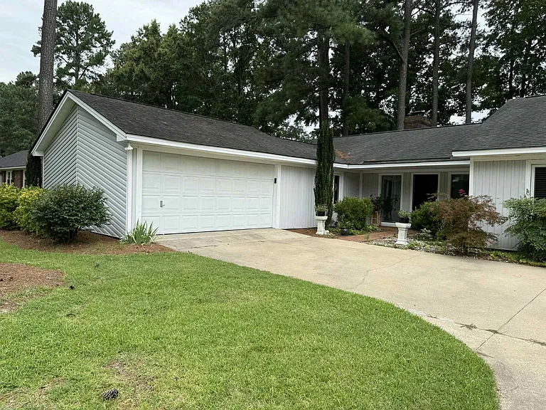 3812 Gloucester Rd — Photo 10