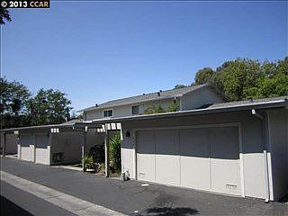 1st image of 444 Holiday Hills Dr