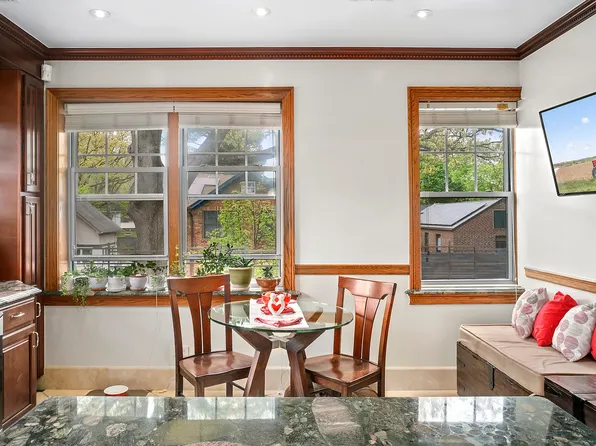 6039 Huxley Avenue image 5 of 10