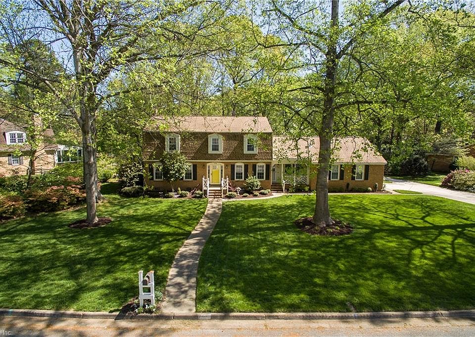 1st image of 908 Prince Phillip Dr