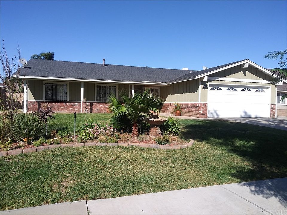 1st image of 18132 Bonnie Ln