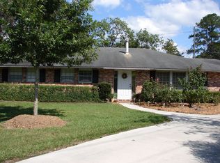 1801 NW 36th Dr, Gainesville, FL 32605