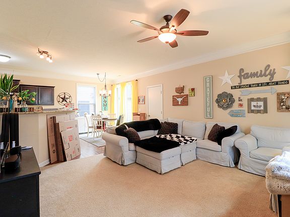 4th image of 8785 Olenmead Dr
