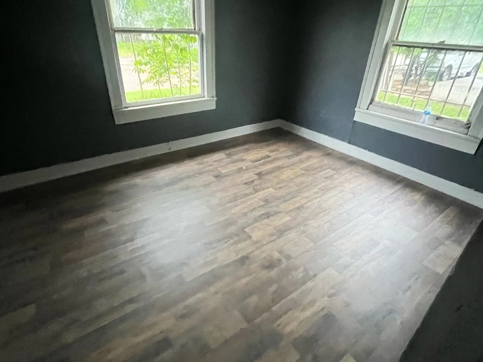 2112 Ave E — Photo 1