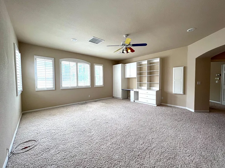 2237 Timber Rose Dr — Photo 21