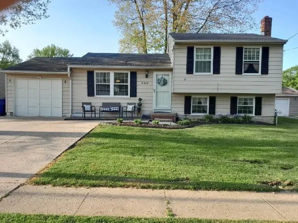 696 Summit Rd, Ravenna, OH 44266