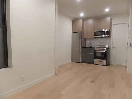 Rented by Abode Residential LLC | media 8